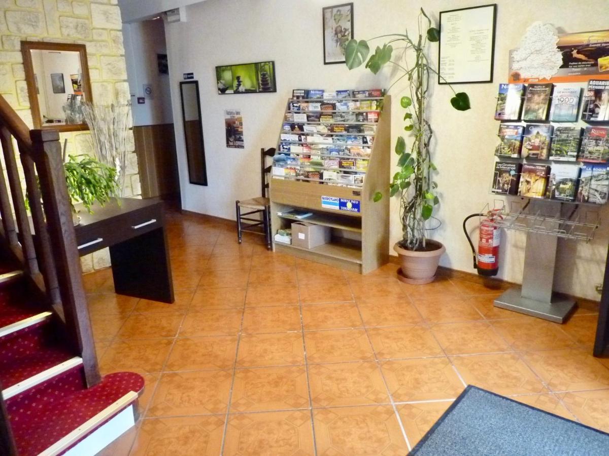 Le Petit Chaperon Rouge Hotell Coux-et-Bigaroque-Mouzens Eksteriør bilde
