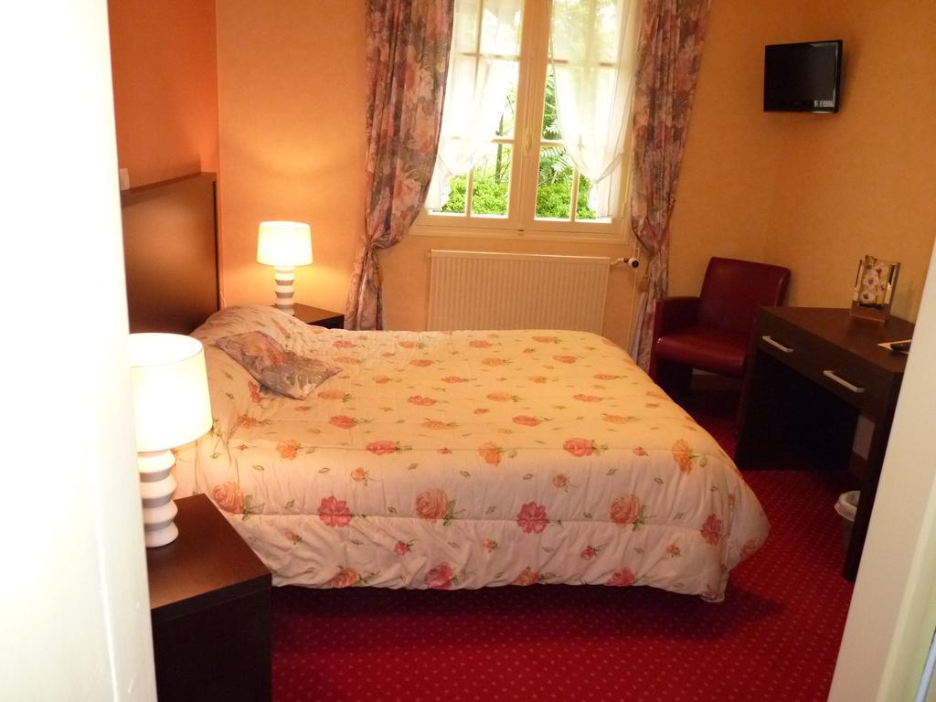 Le Petit Chaperon Rouge Hotell Coux-et-Bigaroque-Mouzens Rom bilde