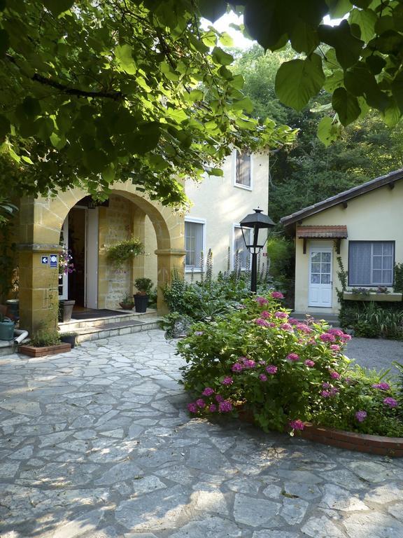 Le Petit Chaperon Rouge Hotell Coux-et-Bigaroque-Mouzens Eksteriør bilde