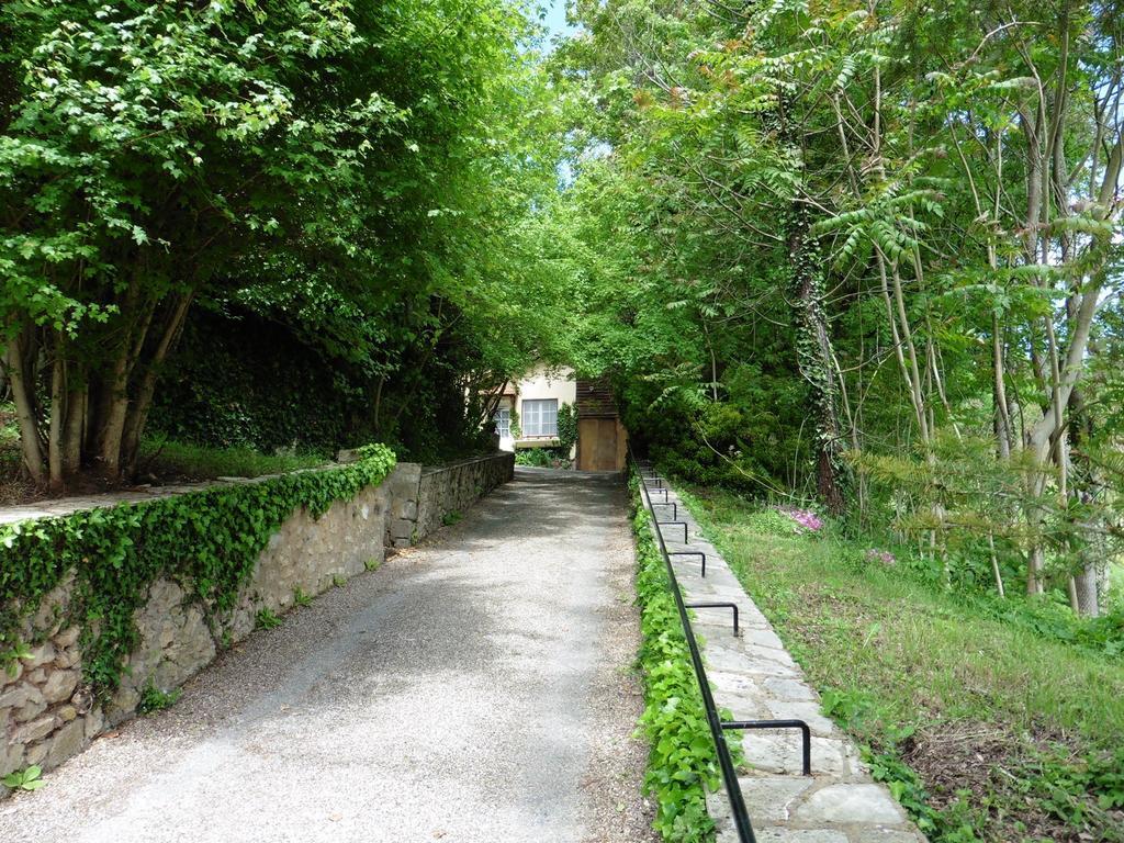 Le Petit Chaperon Rouge Hotell Coux-et-Bigaroque-Mouzens Eksteriør bilde