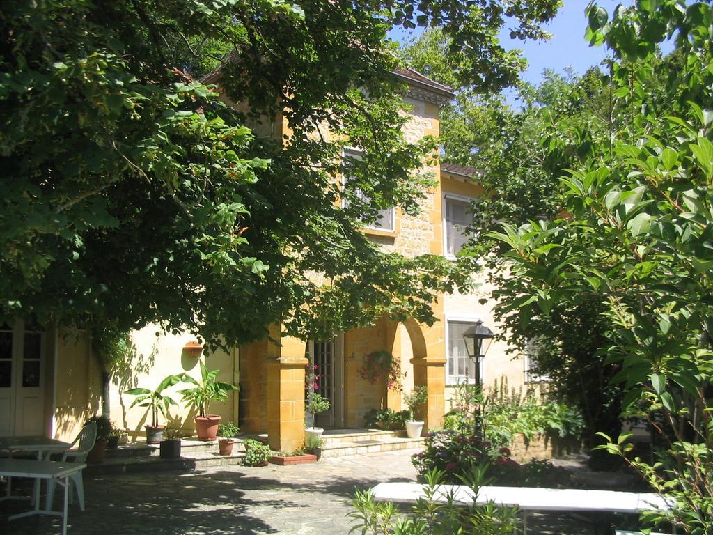 Le Petit Chaperon Rouge Hotell Coux-et-Bigaroque-Mouzens Eksteriør bilde